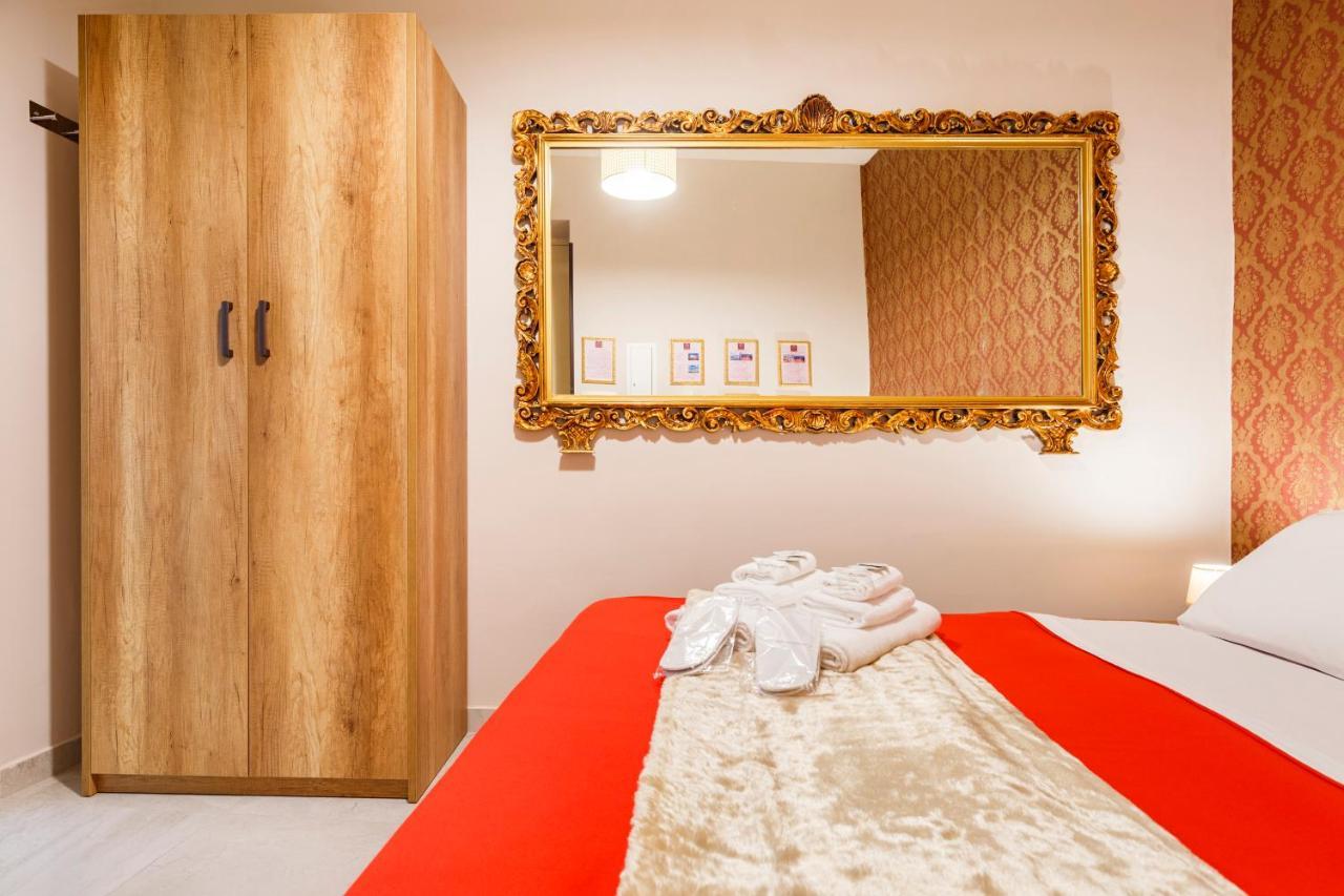 Spinacorona Room ナポリ エクステリア 写真